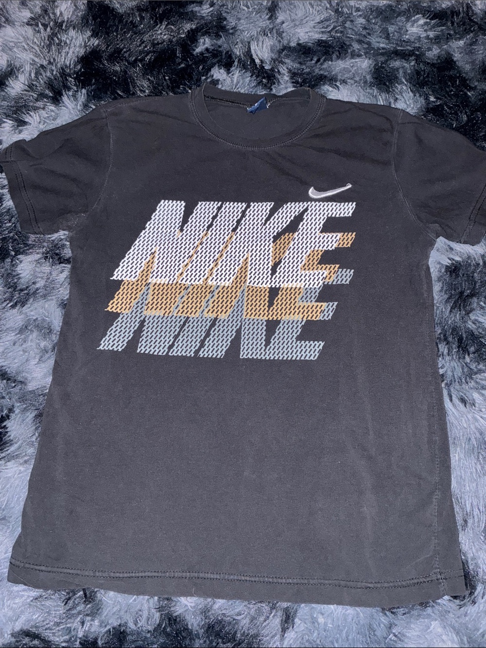Nike women’s soft triple Black Graphic Logo T-Shirt size medium